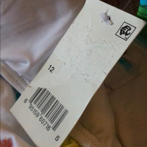 La Blanca Swim La Blanca Ruffled One Piece Swimsuit Poshmark